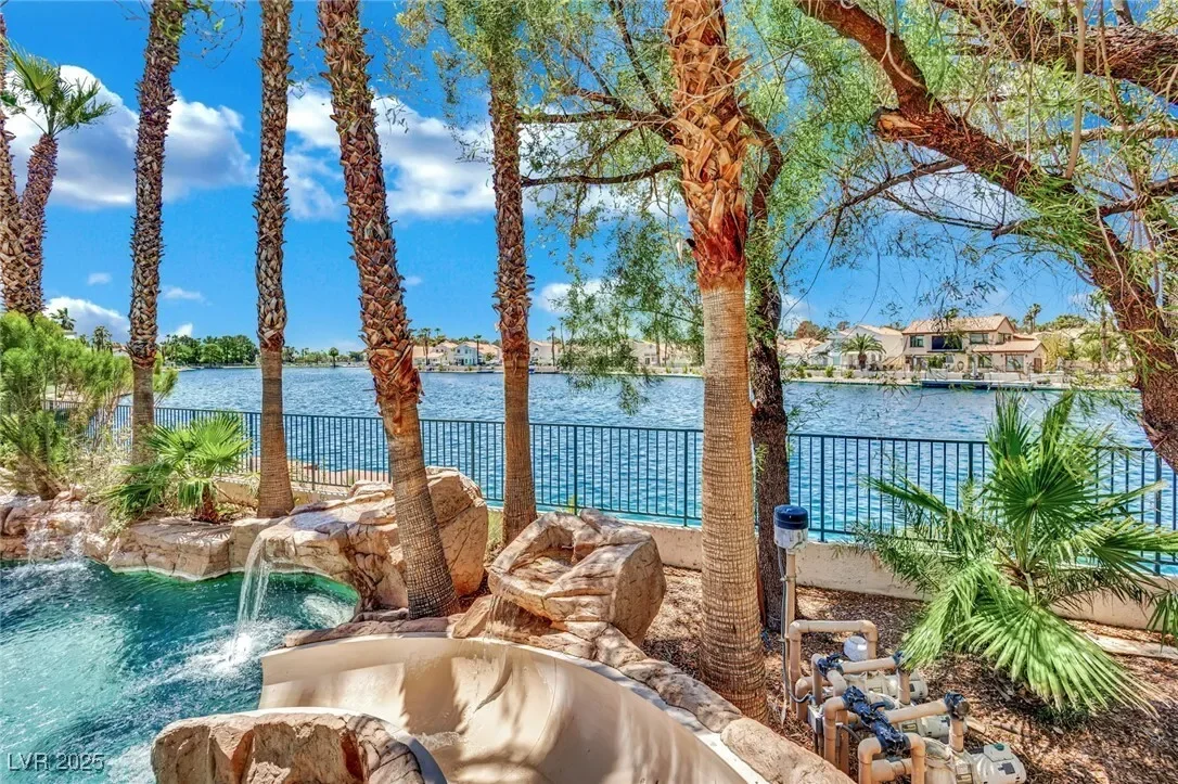 8137 Desert Jewel Circle, Las Vegas, Nevada, United States. - Photo 14