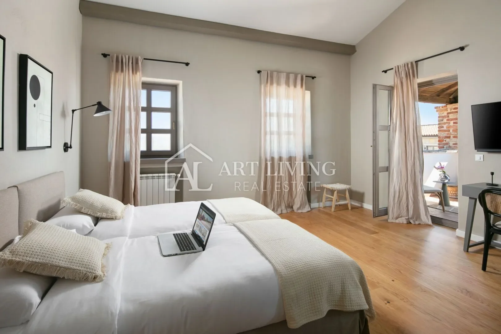 Gallery photo 7