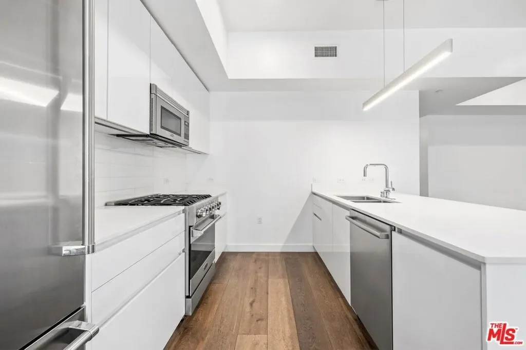 1433 14th Street 1, Santa Monica, California, United States. - Photo 9