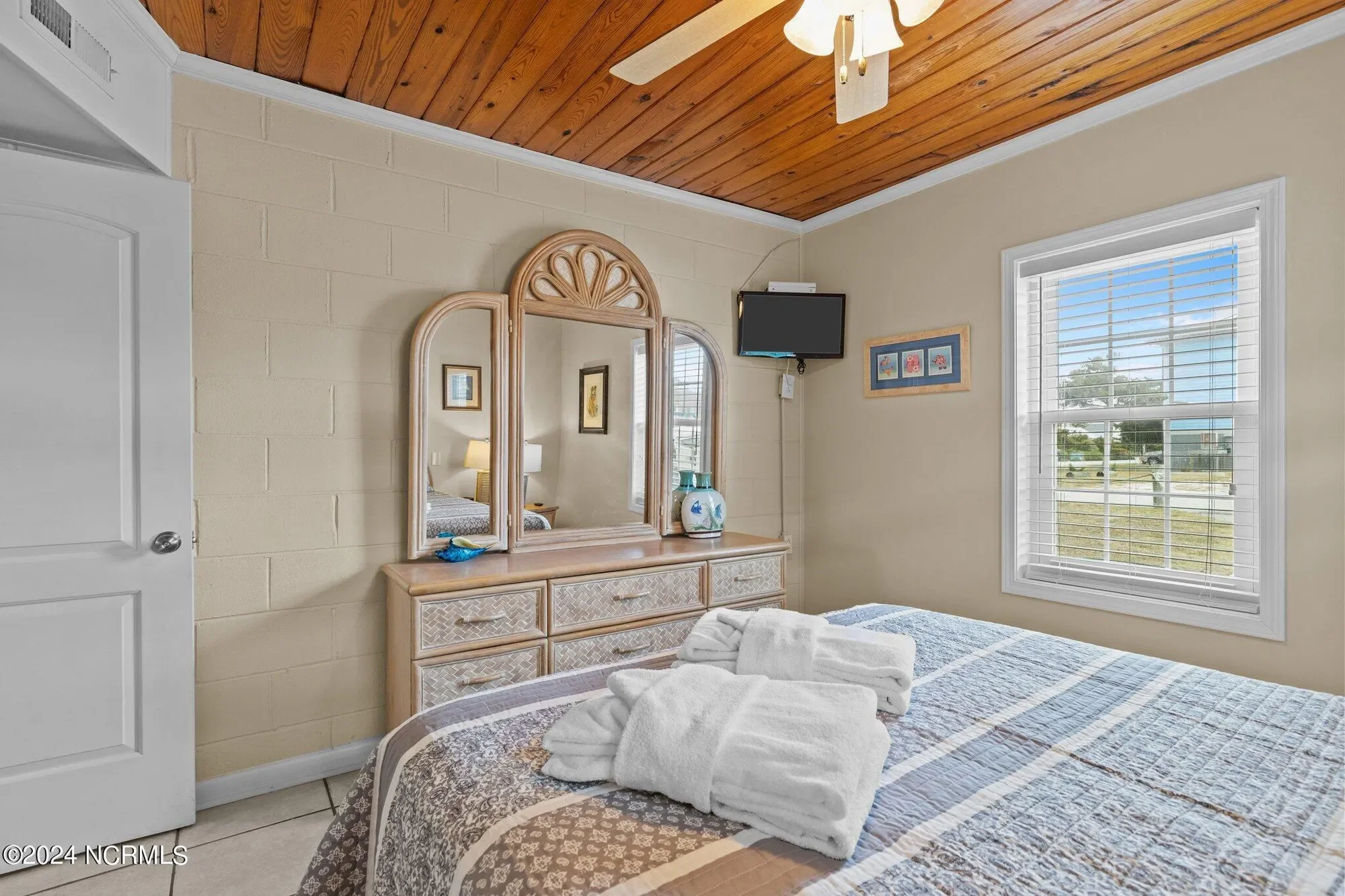 103 24th Street, Emerald Isle, North Carolina, United States. - Photo 27