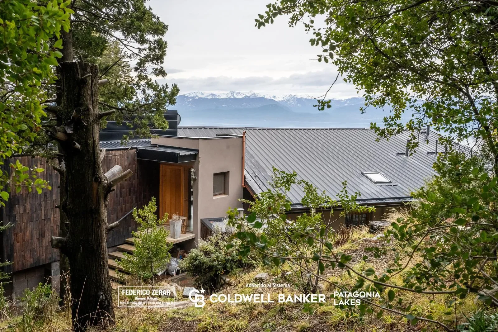 VENTA - Exclusiva casa de 8 ambientes, 5 dormitorios, 6 baños en barrio Las Vertientes, Bariloche, San Carlos de Bariloche, Río Negro, Argentina. - Photo 46