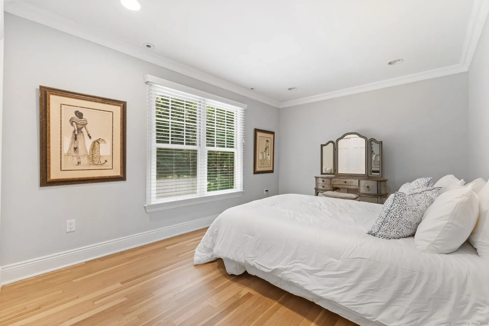 Gallery photo 12