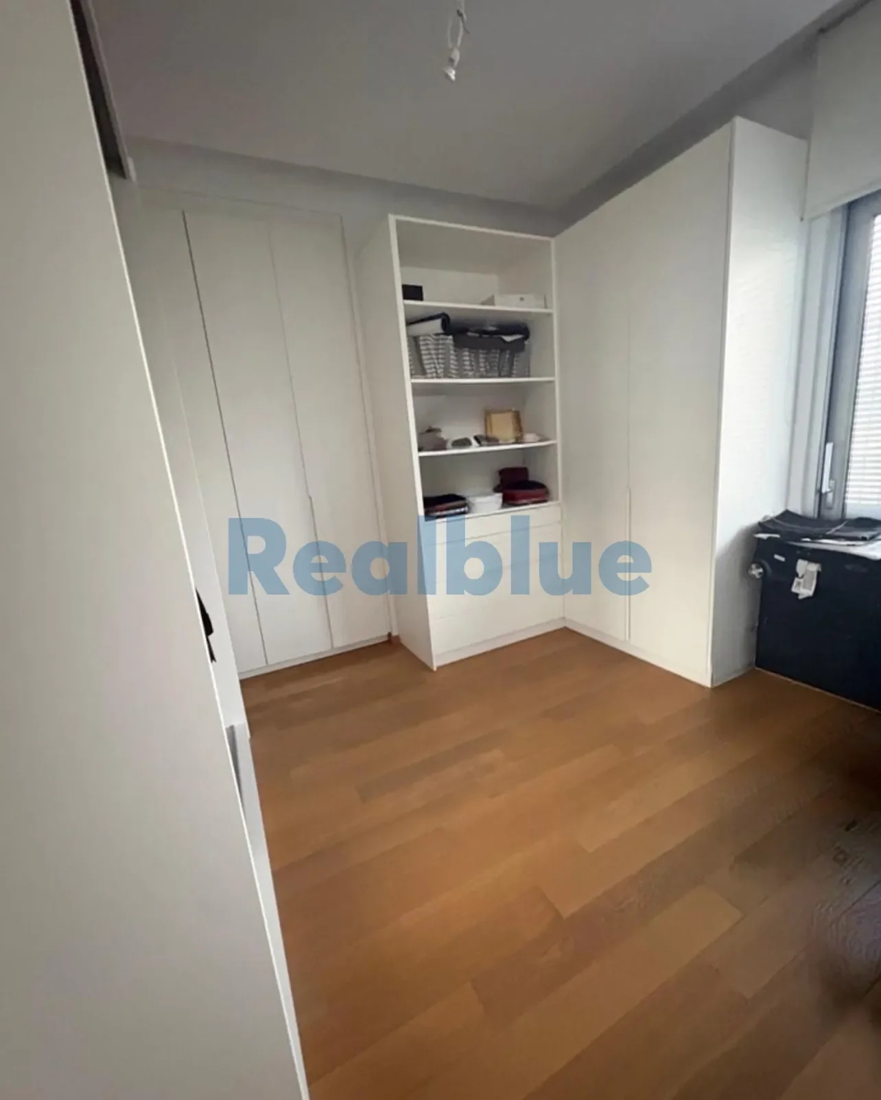Gallery photo 11
