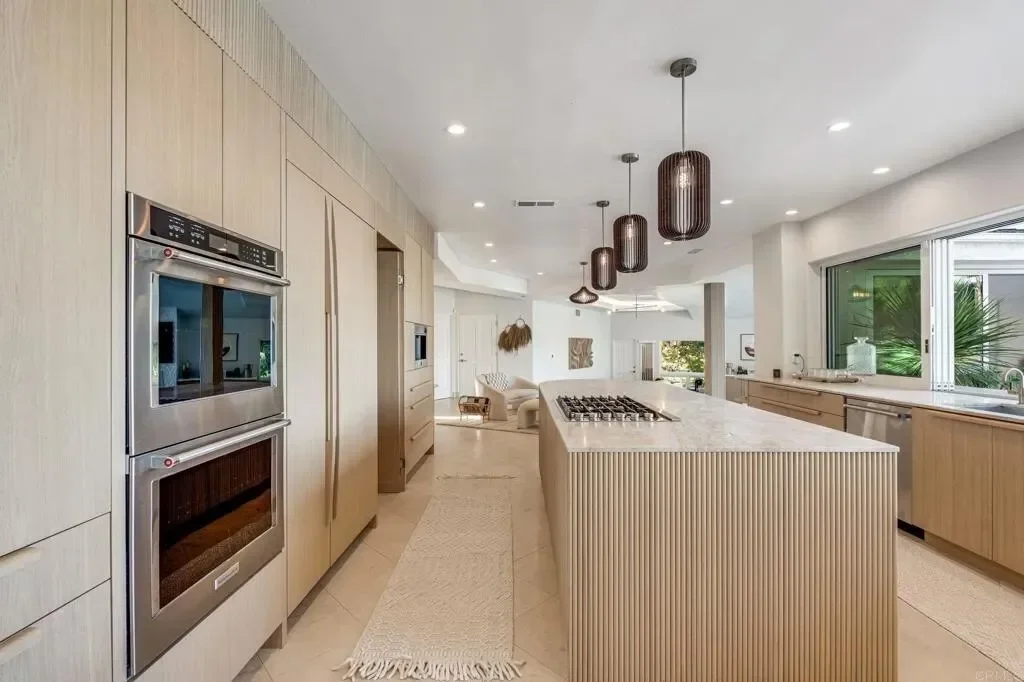 1904 Via Casa Alta, San Diego, California, United States. - Photo 3