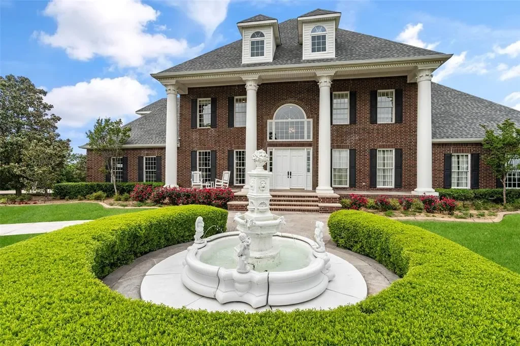 343 E Town East Boulevard, Sunnyvale, Texas, United States. - Photo 3