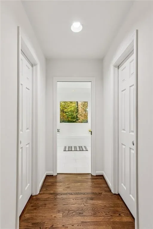 5460 E Idlewood Lane, Atlanta, Georgia, United States. - Photo 27