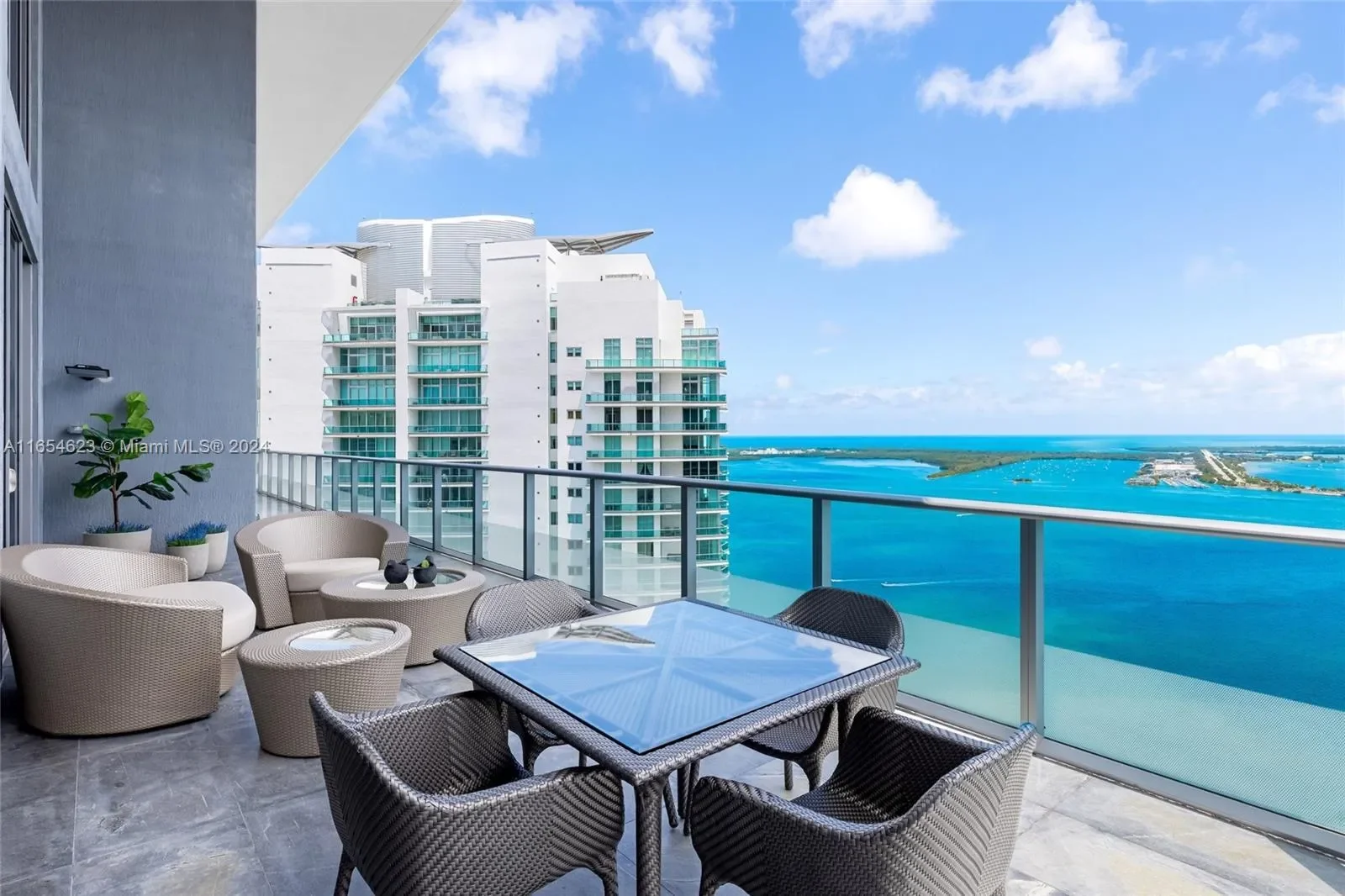 1300 Brickell Bay Dr, #PH4400, Miami, Florida, United States. - Photo 5