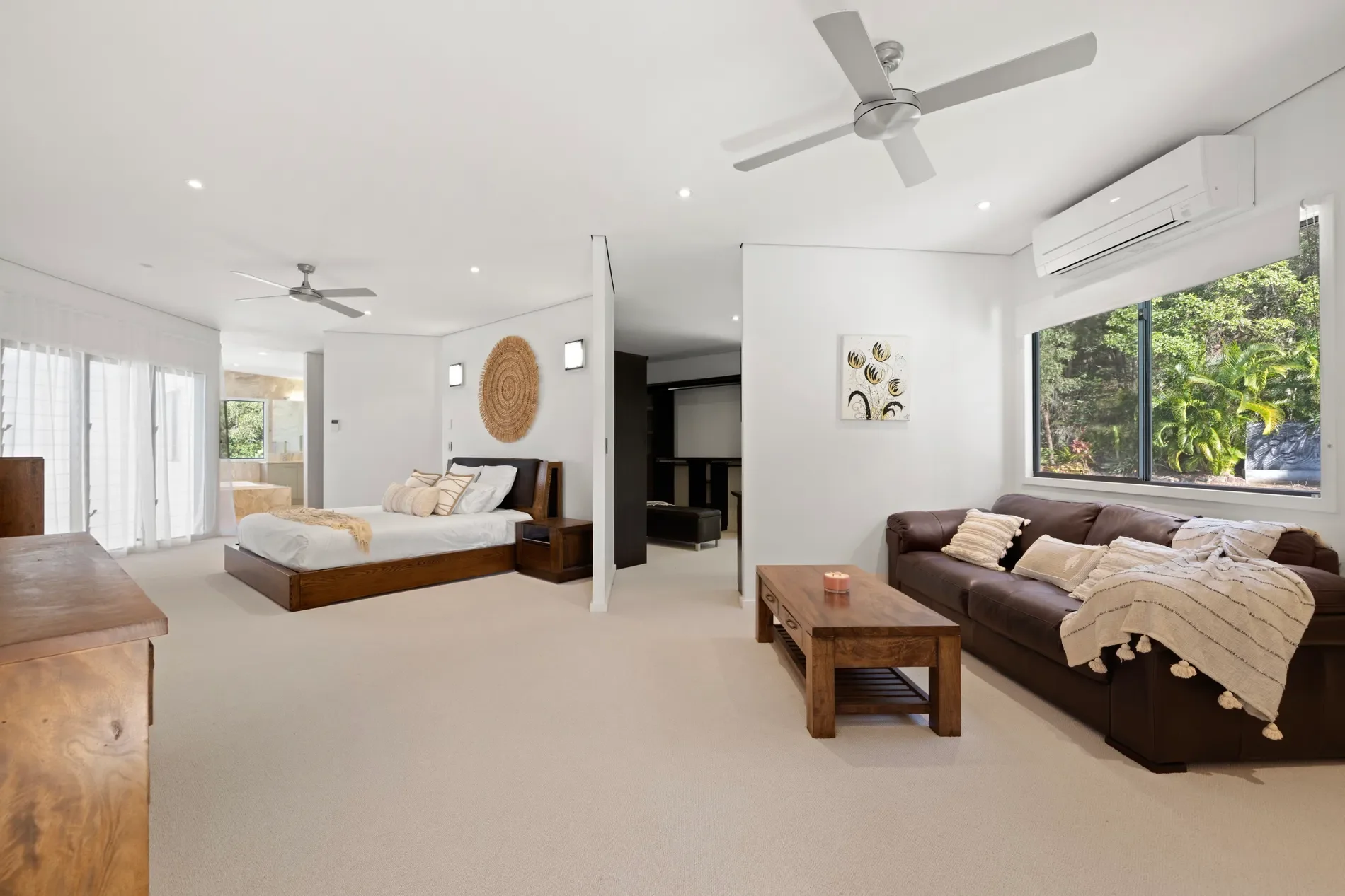 Gallery photo 12
