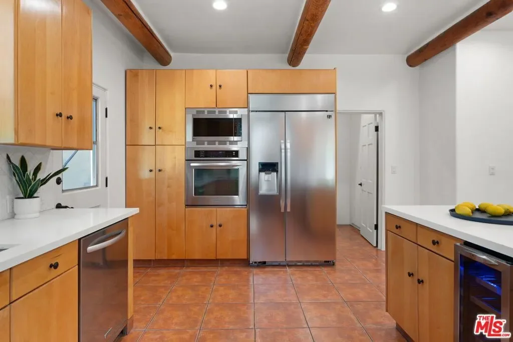 25648 Timpangos Drive, Hidden Hills, California, United States. - Photo 8