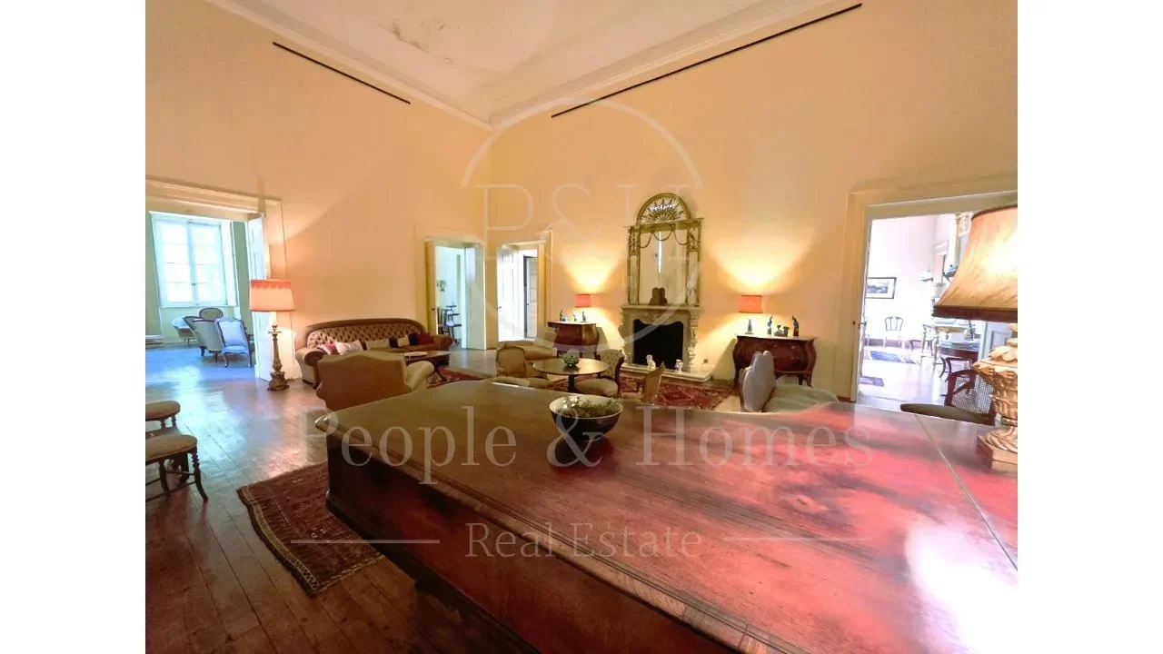 Gallery photo 12