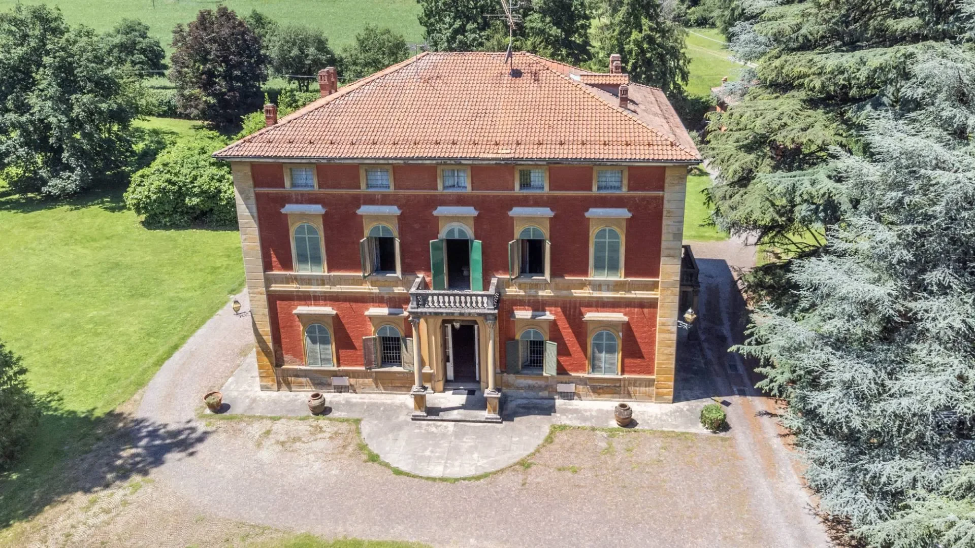 VIA PORRETTANA, Pontecchio Marconi, Emilia-Romagna, Italy. - Photo 15