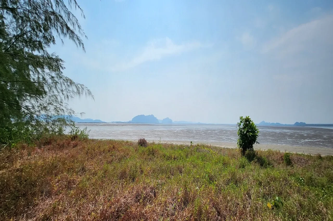 Krabi,, Sai Khao, Krabi, Thailand. - Photo 2