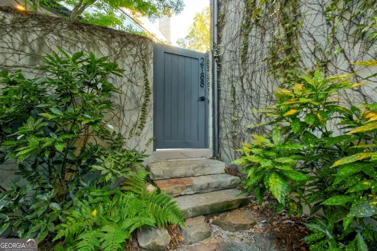 2188 Niles PL, Atlanta, Georgia, United States. - Photo 16