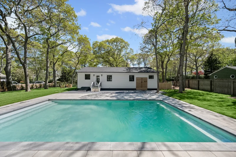 10 Shinnecock Lane, Hampton Bays, NY 11946, Hampton Bays, New York, United States. - Photo 16