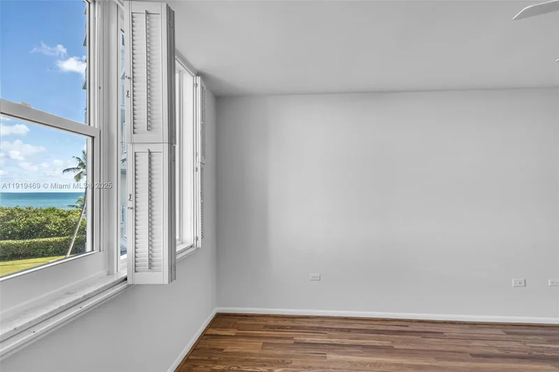 200 Ocean Lane Dr 407-GR09, Key Biscayne, Florida, United States. - Photo 33