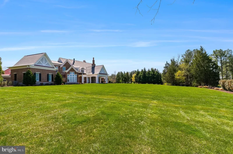 22577 Creighton Farms Drive , Leesburg, VA 20175, Leesburg, Virginia, United States. - Photo 48