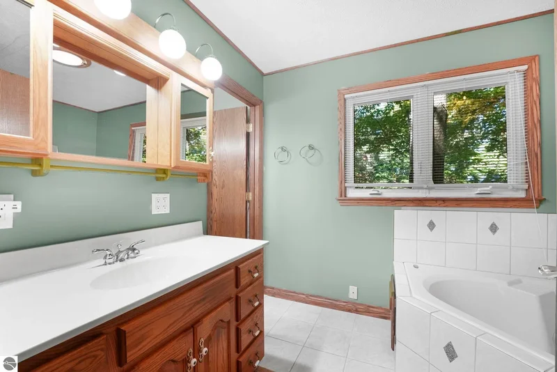 4923 Lakeview Drive, Interlochen, MI, 49643, USA, Interlochen, Michigan, United States. - Photo 71