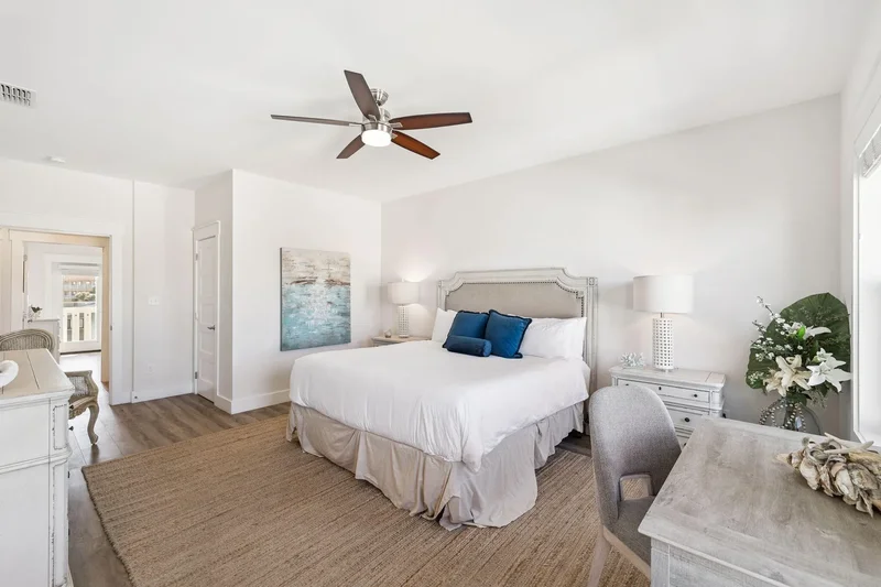 Miramar Beach, Florida, United States. - Photo 38