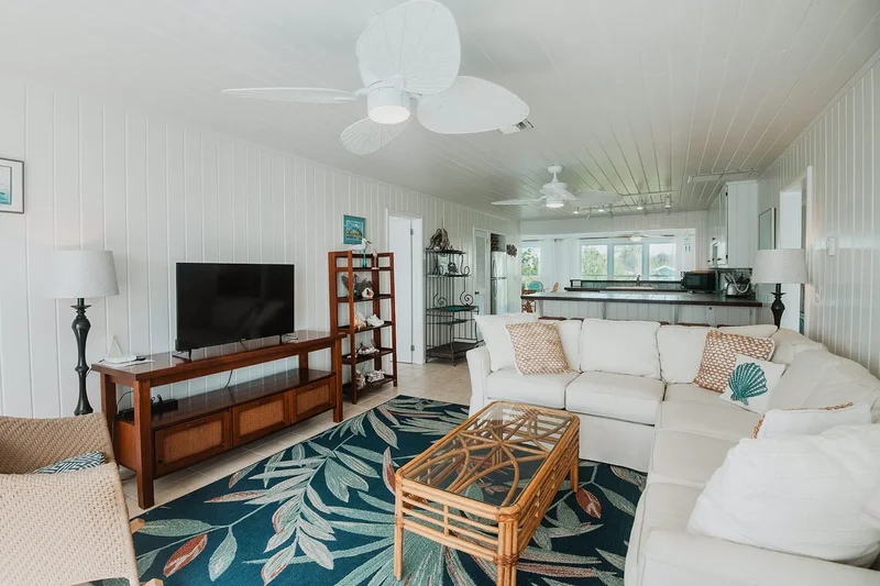 South Beach , Hope Town, Elbow Cay, Central Abaco, The Bahamas. - Photo 12