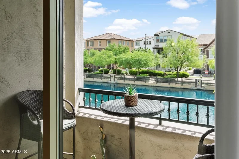 1661 E HAMPTON Lane, Gilbert, Arizona, United States. - Photo 12