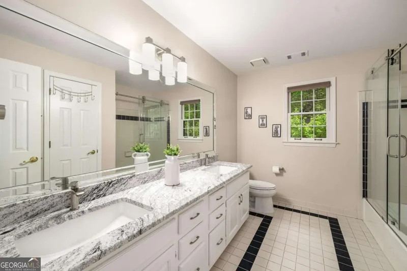 6040 Neely Farm Drive, Peachtree Corners, GA 30092, Peachtree Corners, Georgia, United States. - Photo 42