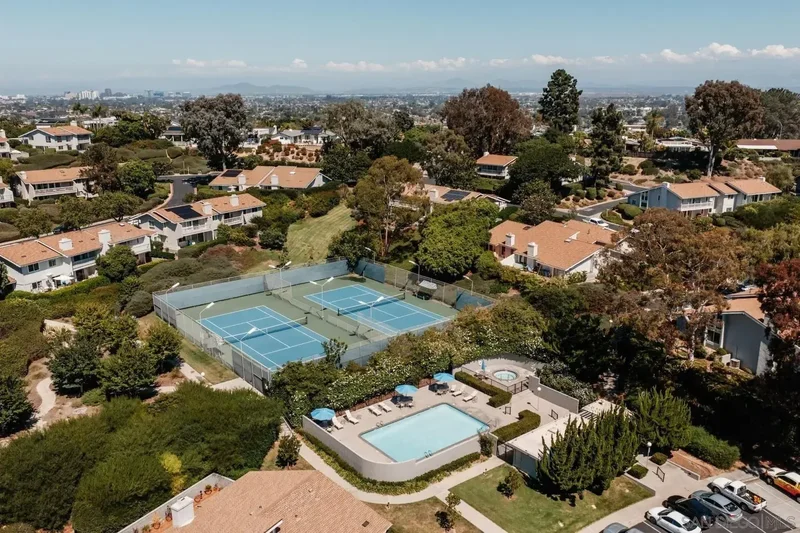 2163 Caminito Circulo Norte, La Jolla, CA 92037, San Diego, California, United States. - Photo 25