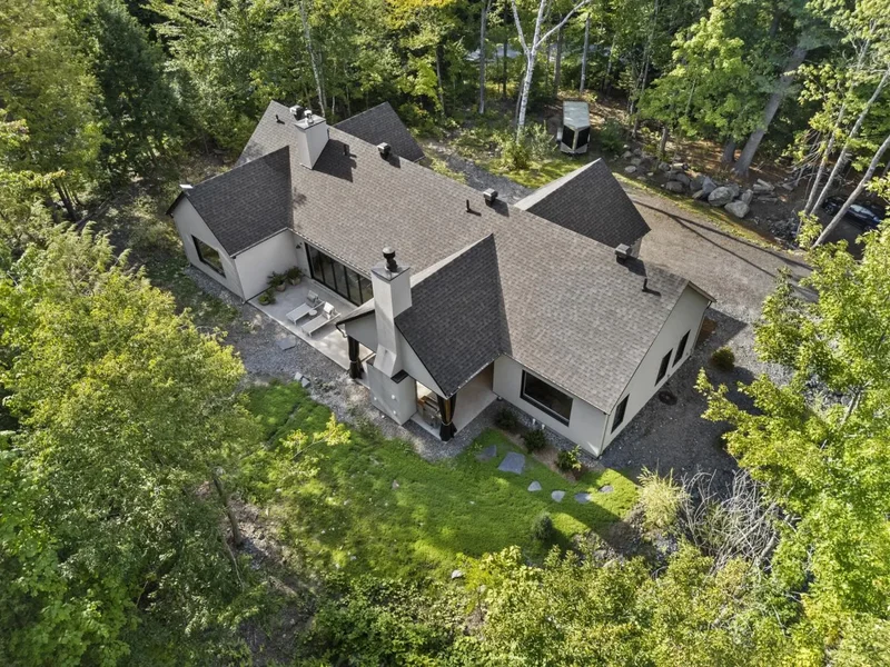 5 Ch. du Grand-Pic, Austin, Quebec, Canada. - Photo 6