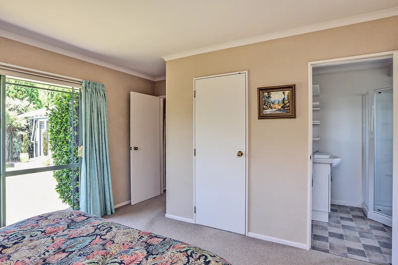 24 Brompton Drive, Taradale, Napier, HKB 4112, Napier, Hawke's Bay, New Zealand. - Photo 22