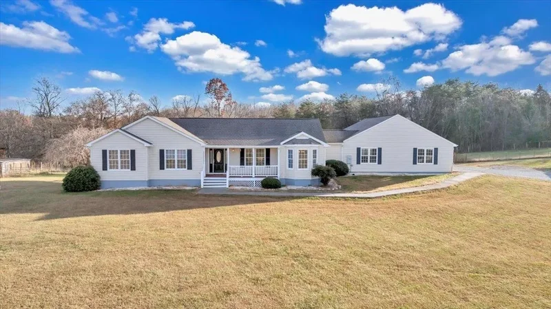 1962 McDaniel Road, Bedford, VA 24523, Bedford, Virginia, United States. - Photo 82
