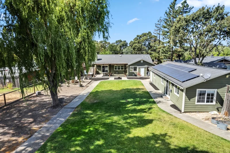 1022 Berry Lane , Napa, CA 94558, Napa, California, United States. - Photo 14