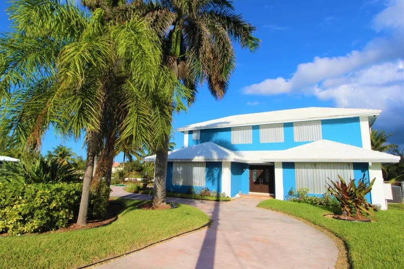 Residential for sale in Grand Bahama/Freeport, Bahamas, 59655