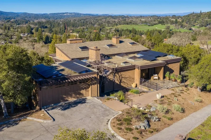 2 Horseshoe Bend, Portola Valley, California, United States. - Photo 41