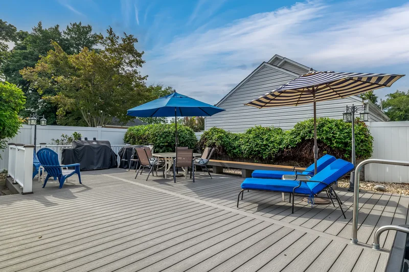 661 Bay 6th Street, West Islip, NY 11795, West Islip, New York, United States. - Photo 33