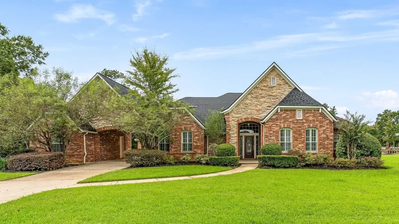 4 Bedrooms Single Family Detached
