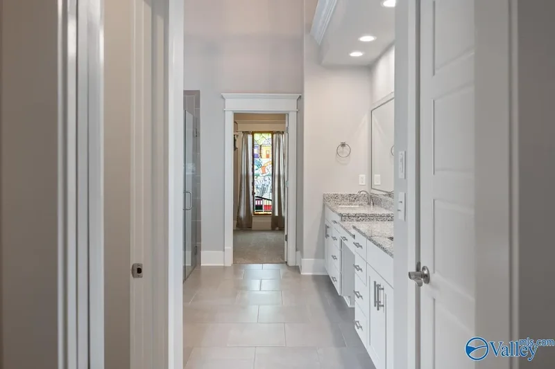 211 Water Ridge Lane, Huntsville, AL 35811, Redstone Arsenal, Alabama, United States. - Photo 2