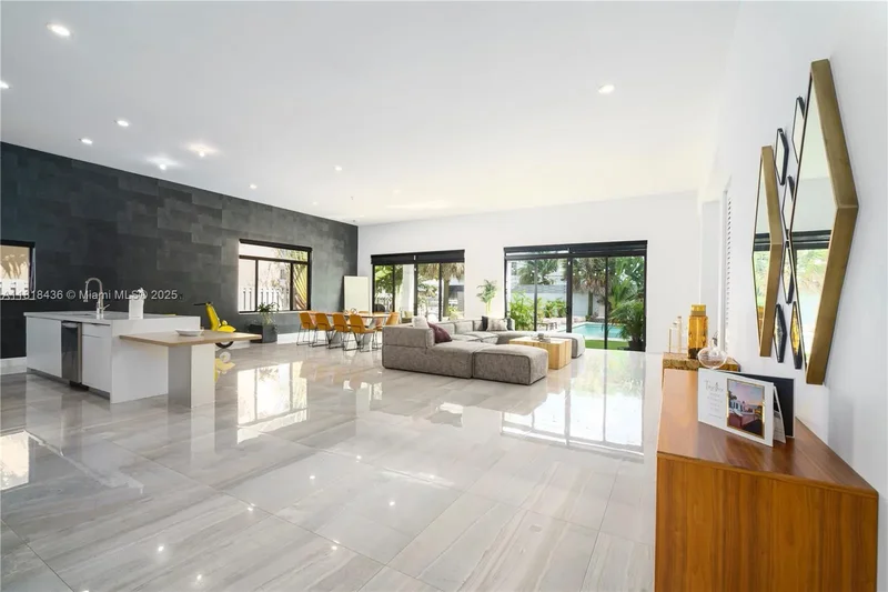 4484 SW 26th Ave, Dania Beach, Florida, United States. - Photo 3