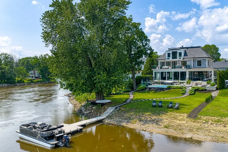 10 Rue Jardin Islemere, Laval, Quebec, Canada. - Photo 3