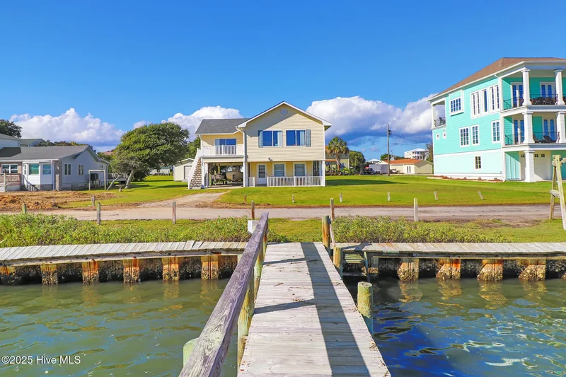 143 Waterway Drive, Cedar Point, NC 28584, Cedar Point, North Carolina, United States. - Photo 21