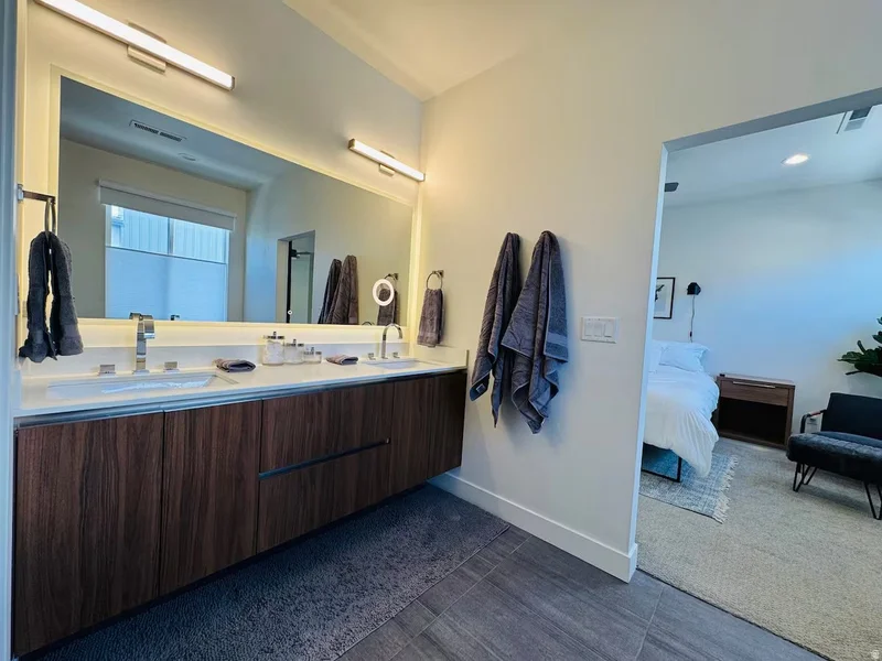 1538 E TALO CT, Salt Lake City, Utah, United States. - Photo 16