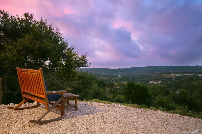 1023 Comanche Rdg, New Braunfels, TX 78132, New Braunfels, Texas, United States. - Photo 69