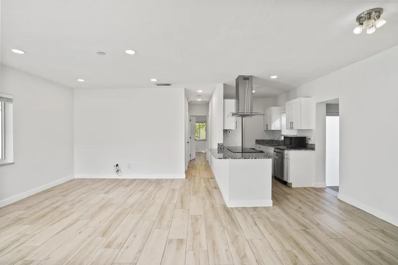 1779 NE 168th , North Miami Beach, FL 33162, Miami, Florida, United States. - Photo 2