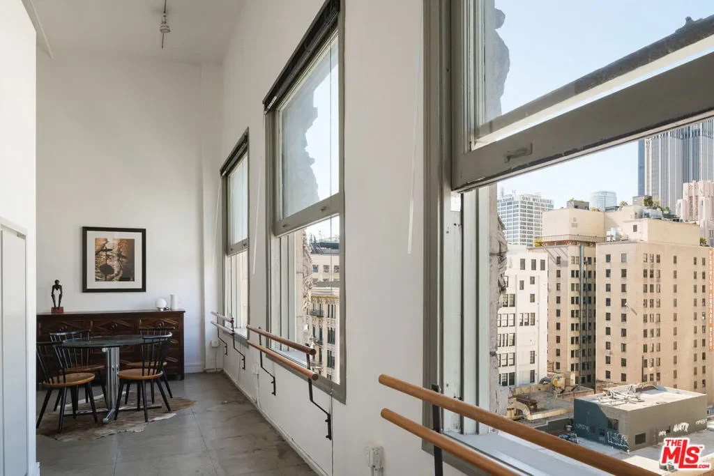 424 S Broadway, Los Angeles, California, United States. - Photo 28