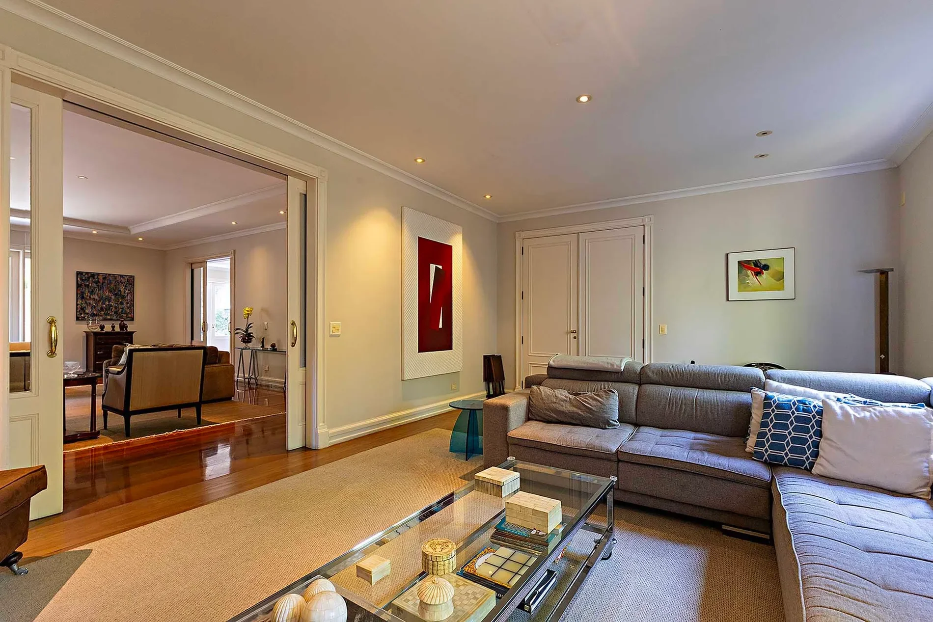 Gallery photo 12