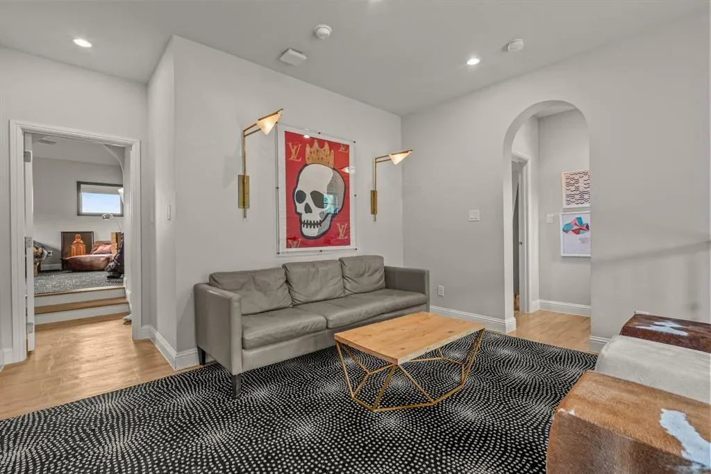 2413 Lofton Terrace, Fort Worth, Texas, United States. - Photo 21