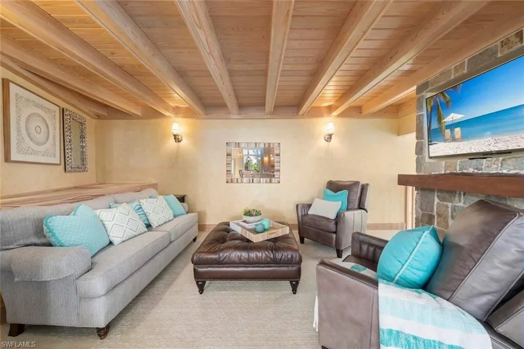 2451 Blind Pass CT, Sanibel, FL, 33957, USA, Sanibel, Florida, United States. - Photo 29