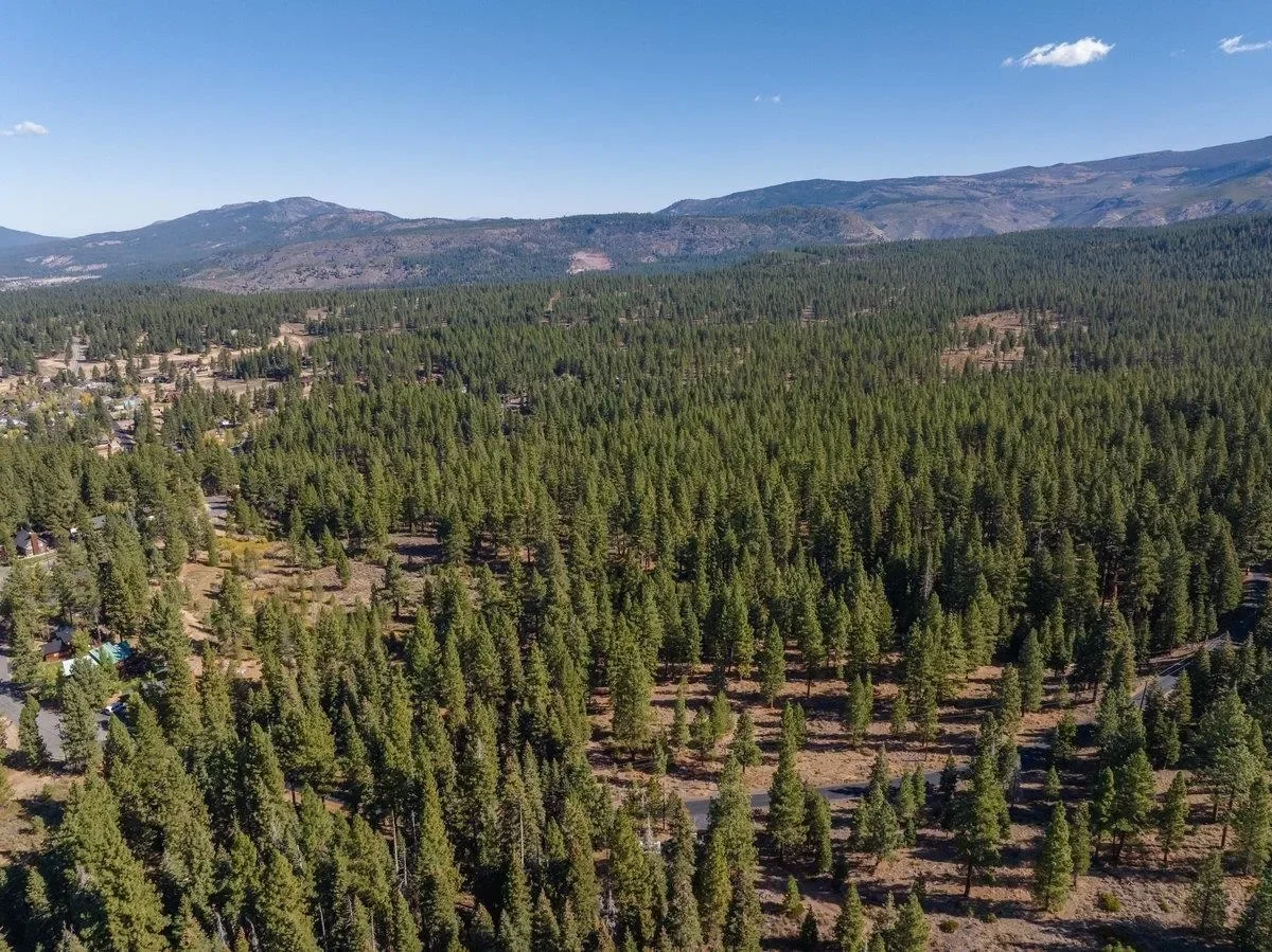 10797 Regency Circle, Truckee, California, United States. - Photo 2