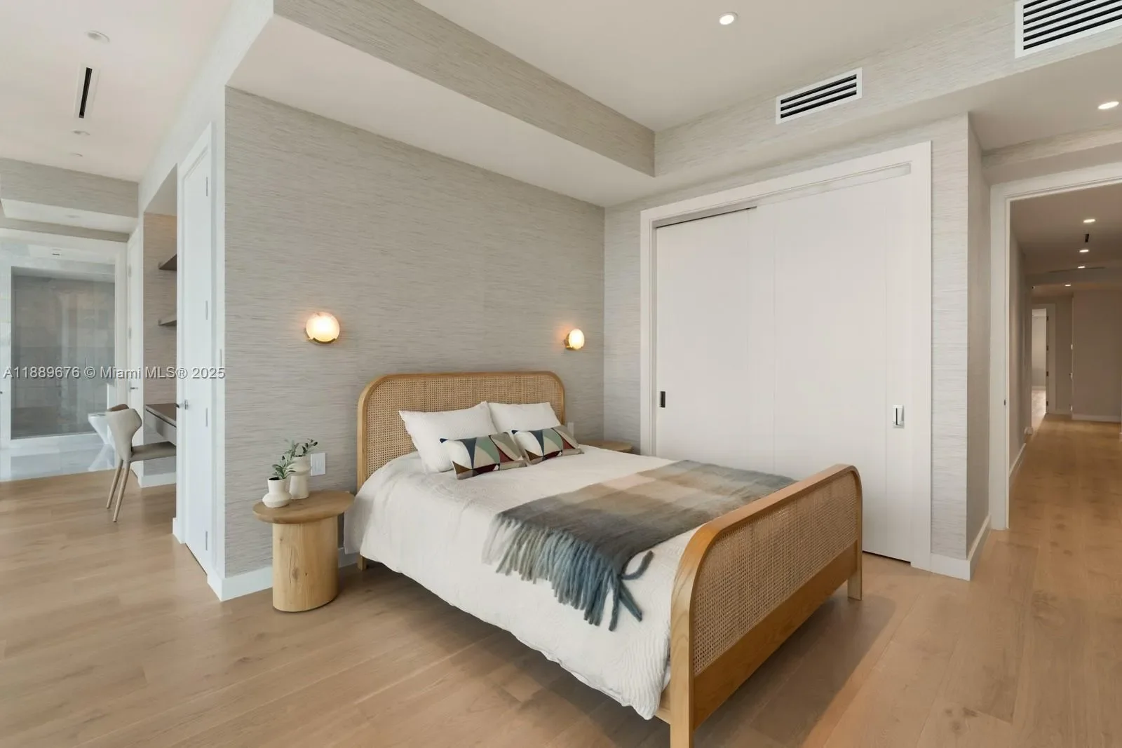 18501 Collins Ave, Golden Beach, Florida, United States. - Photo 41