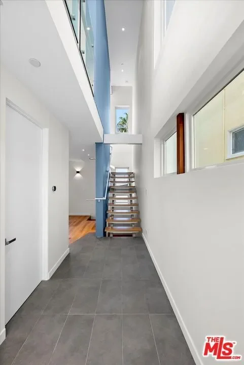 4113 Crest Drive, Manhattan Beach, California, United States. - Photo 36