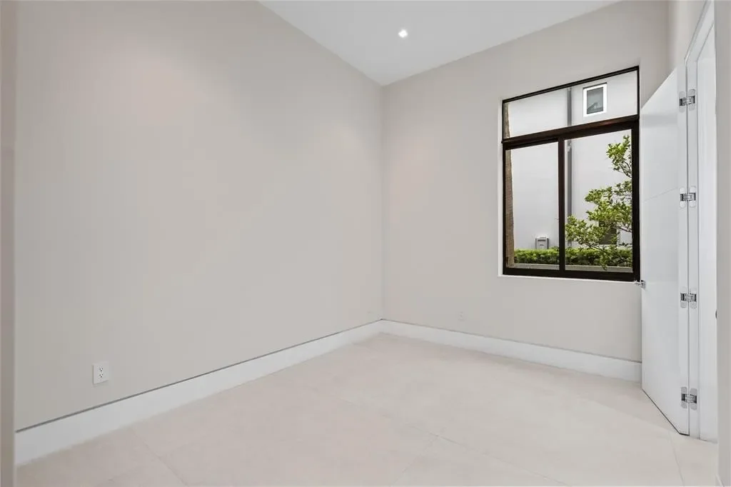 2405 Castilla Isle, Fort Lauderdale, FL, 33301, USA, Fort Lauderdale, Florida, United States. - Photo 40