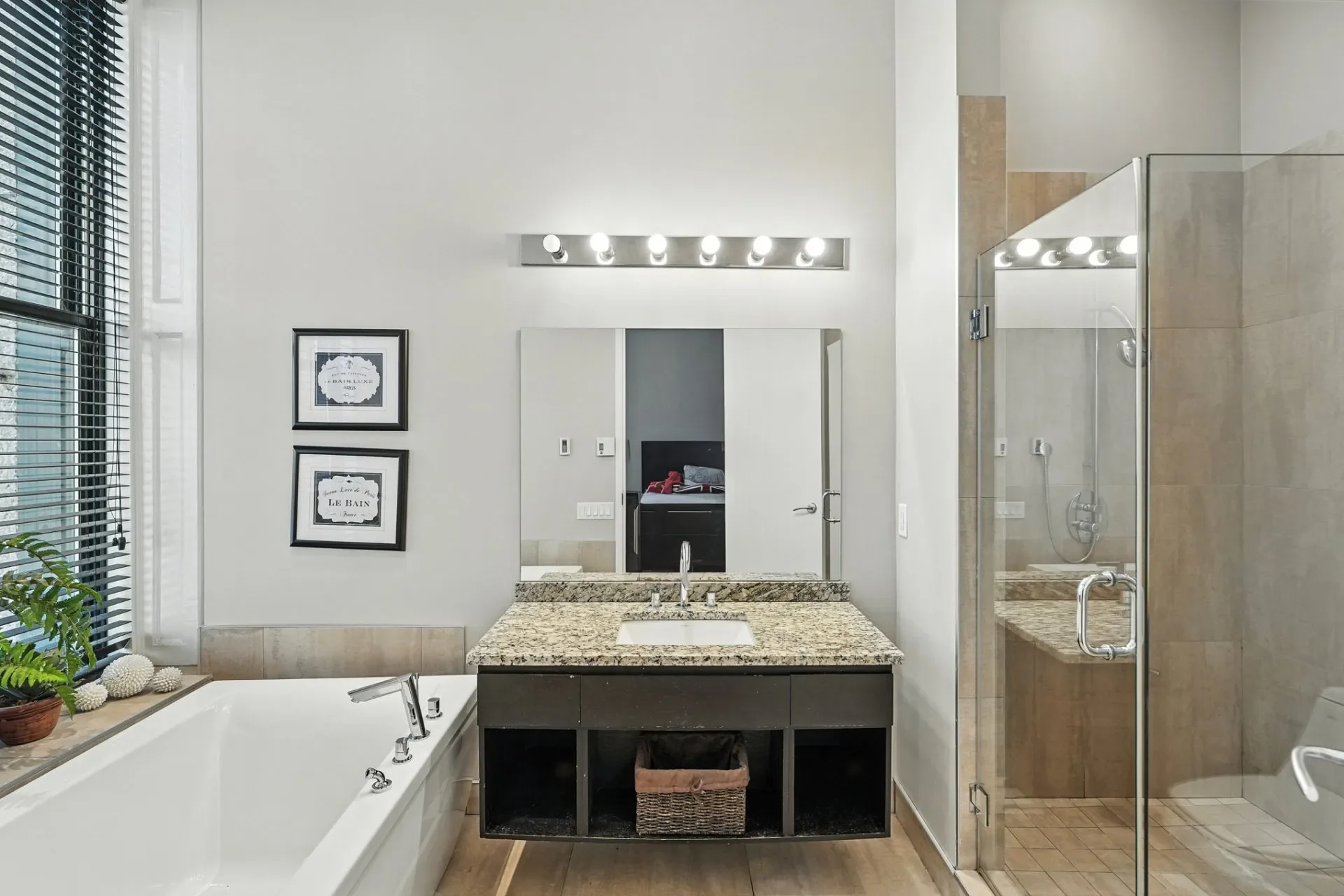 Gallery photo 5